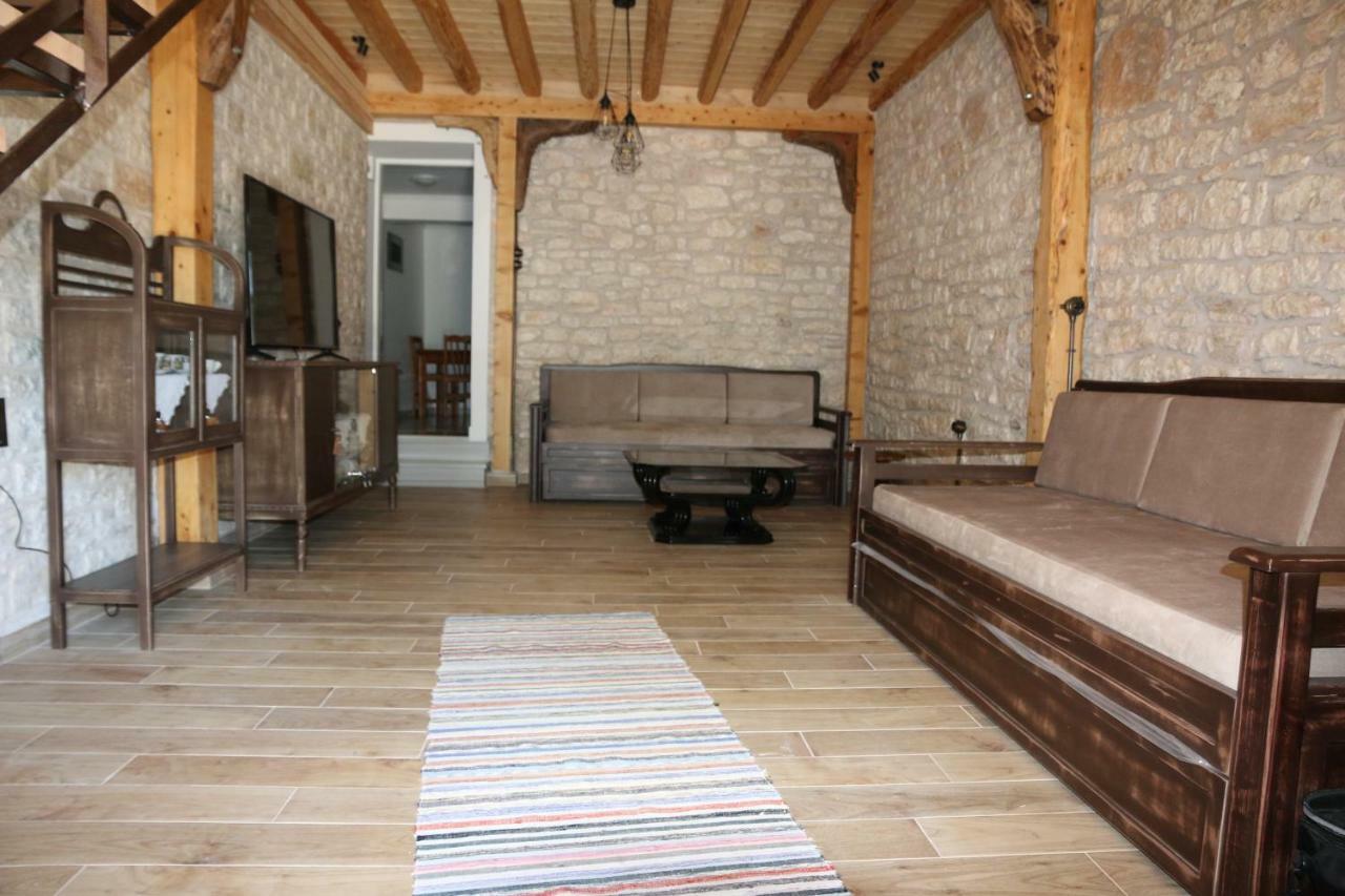 Aknato Holiday home *